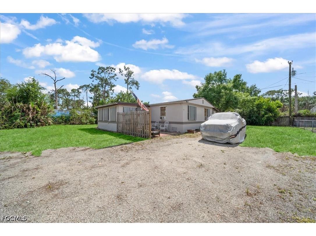 8366 Marx Drive North Fort Myers FL 33917 2026020784 image20