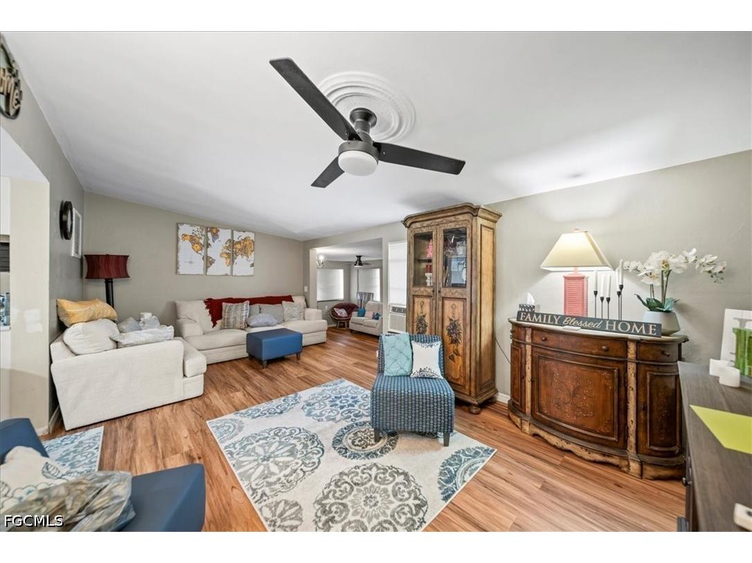 8366 Marx Drive North Fort Myers FL 33917 2026020784 image5