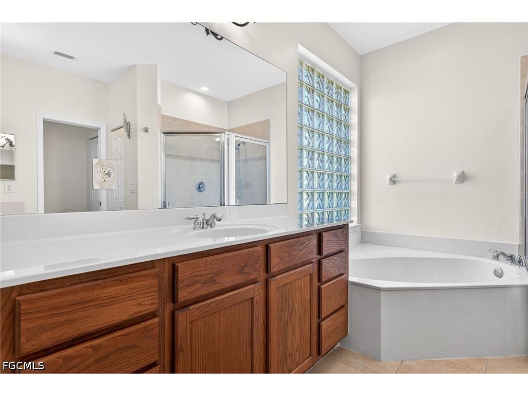 8369 Sumner Avenue Fort Myers FL 33908 2026021134 image17