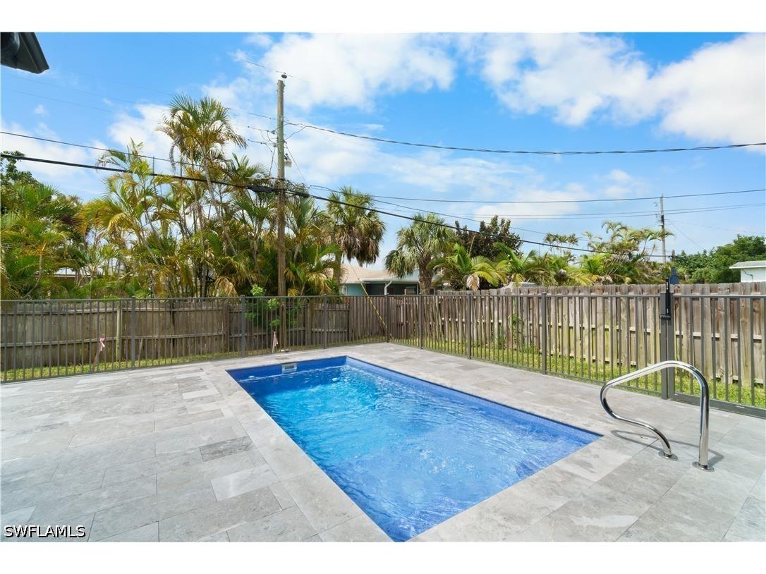 837 91st Avenue N Naples FL 34108 226012628 image16