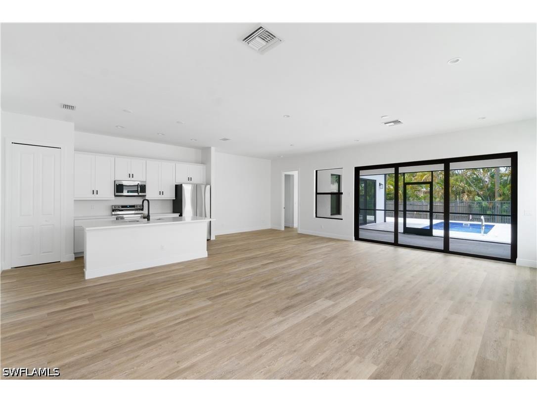 837 91st Avenue N Naples FL 34108 226012628 image2