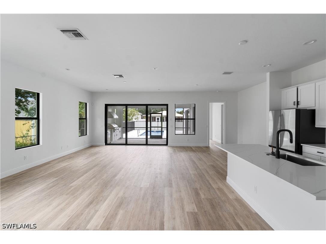 837 91st Avenue N Naples FL 34108 226012628 image20