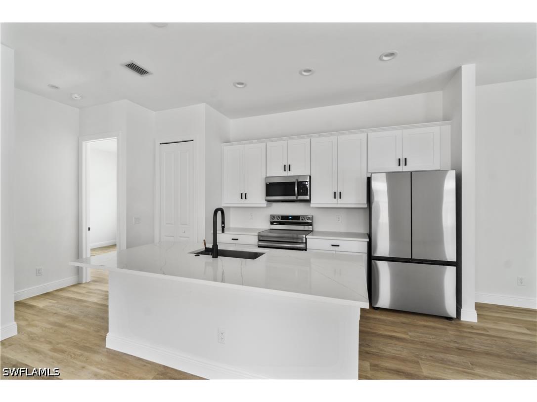 837 91st Avenue N Naples FL 34108 226012628 image4