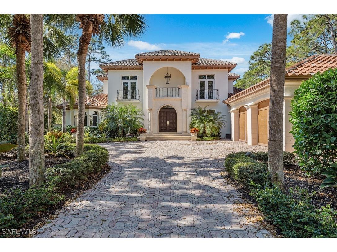 837 Barcarmil Way Naples FL 34110 225023694 image1