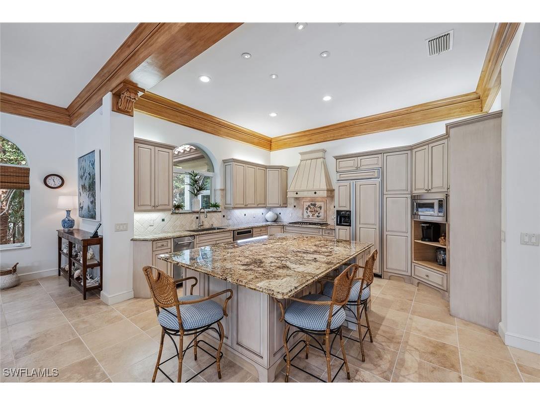 837 Barcarmil Way Naples FL 34110 225023694 image10