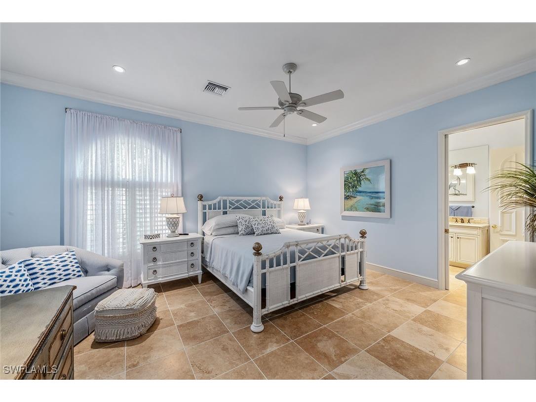 837 Barcarmil Way Naples FL 34110 225023694 image25