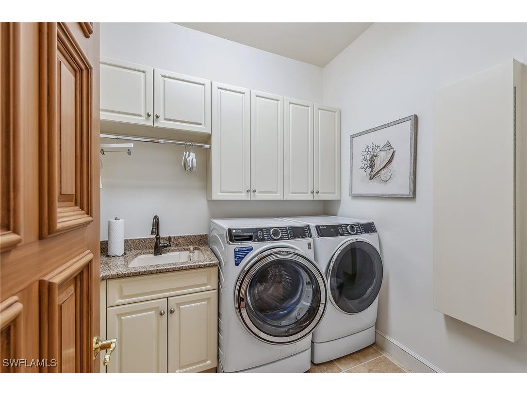 837 Barcarmil Way Naples FL 34110 225023694 image32