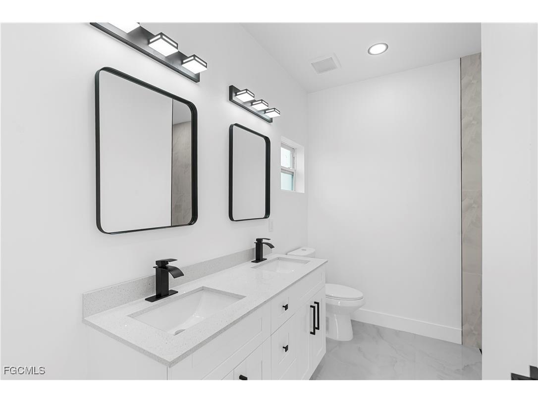 837 Colyer Street E Lehigh Acres FL 33974 2025023783 image10