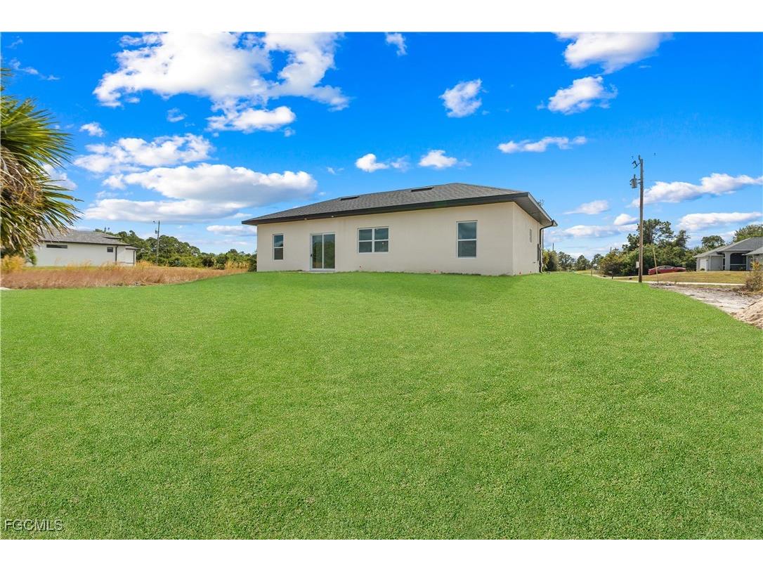 837 Colyer Street E Lehigh Acres FL 33974 2025023783 image16