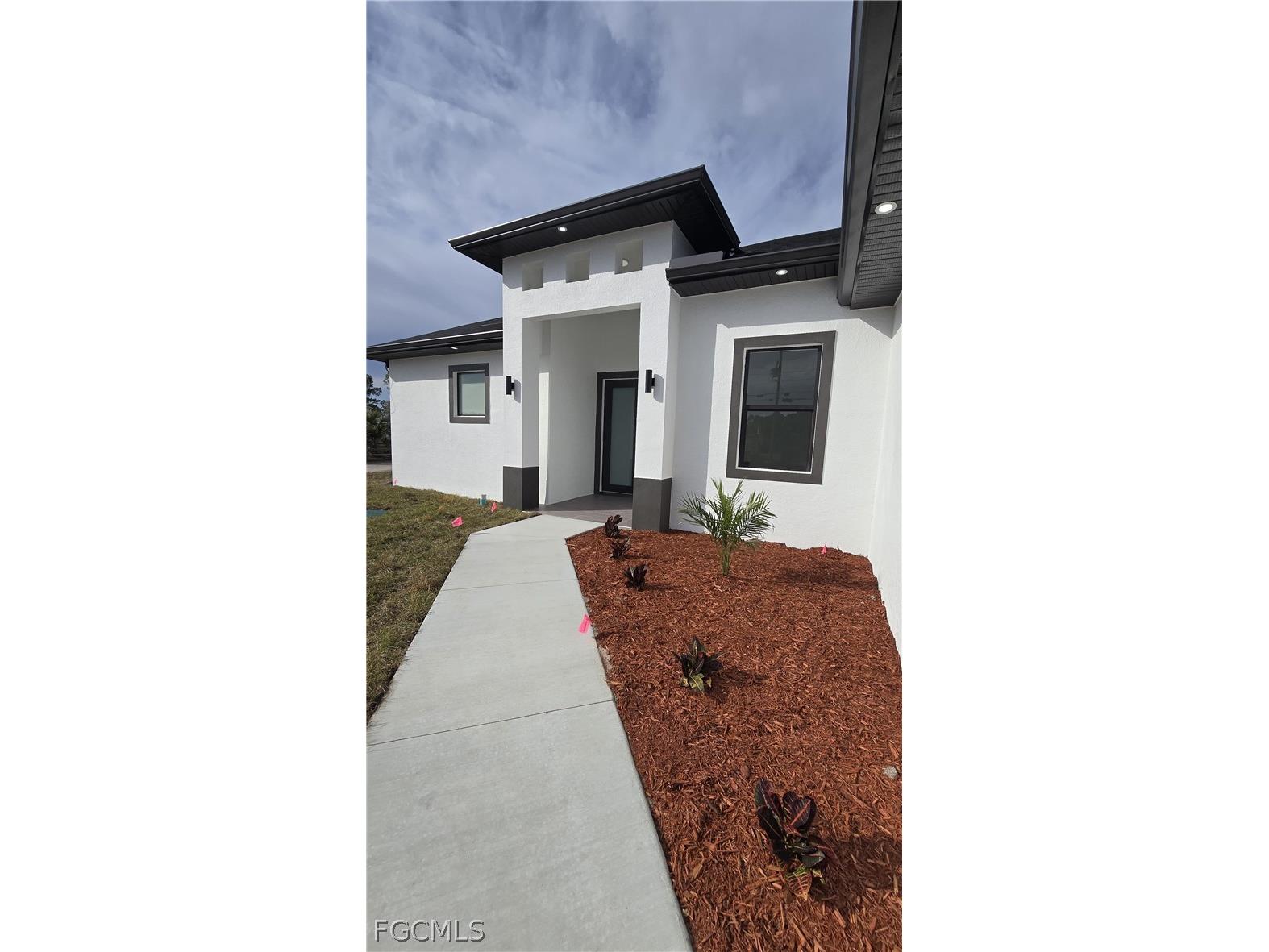 837 Foxtail Street Lehigh Acres FL 33974 2026006610 image2