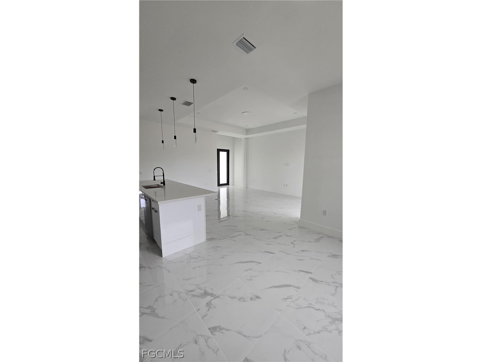 837 Foxtail Street Lehigh Acres FL 33974 2026006610 image4