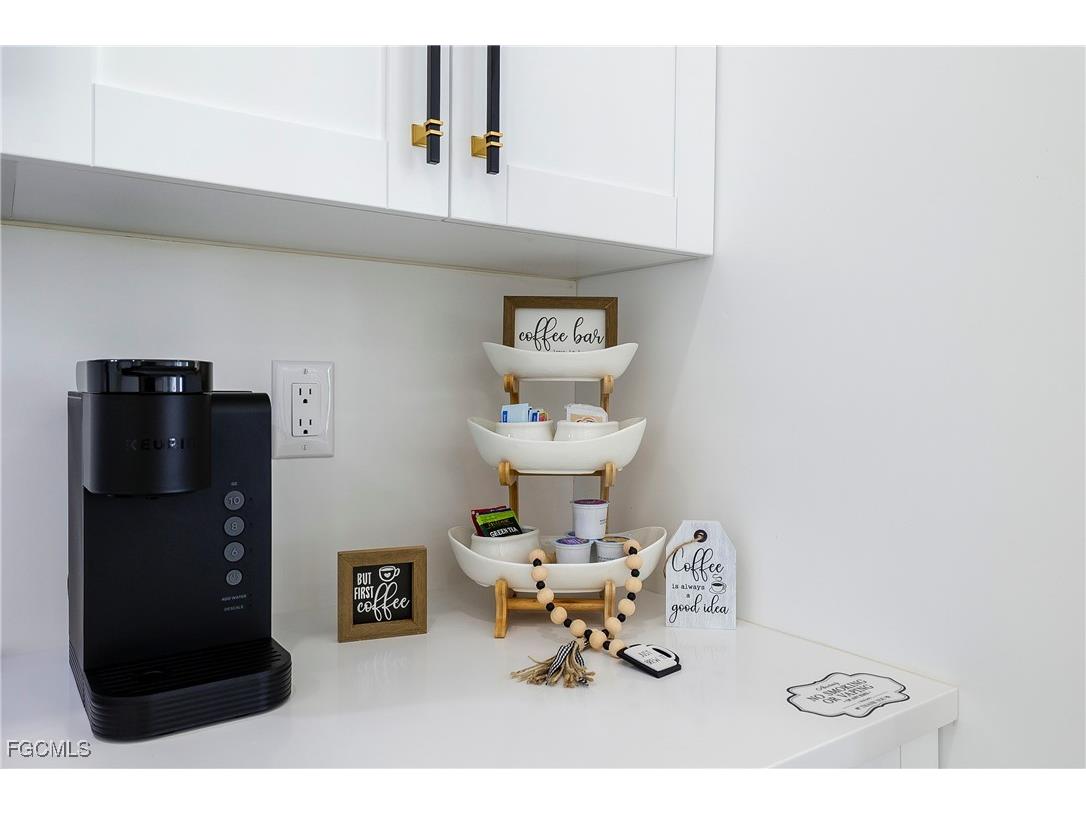 837 NE 6th Place Cape Coral FL 33909 2025011467 image16