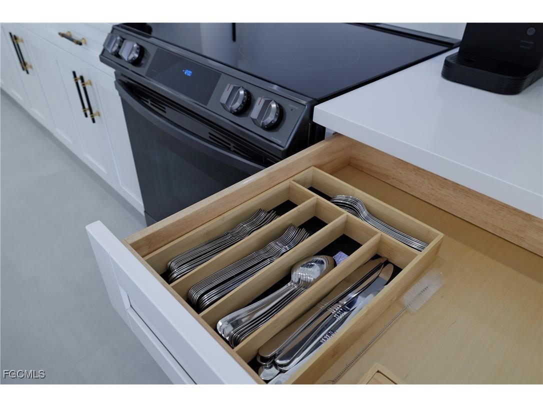 837 NE 6th Place Cape Coral FL 33909 2025011467 image19