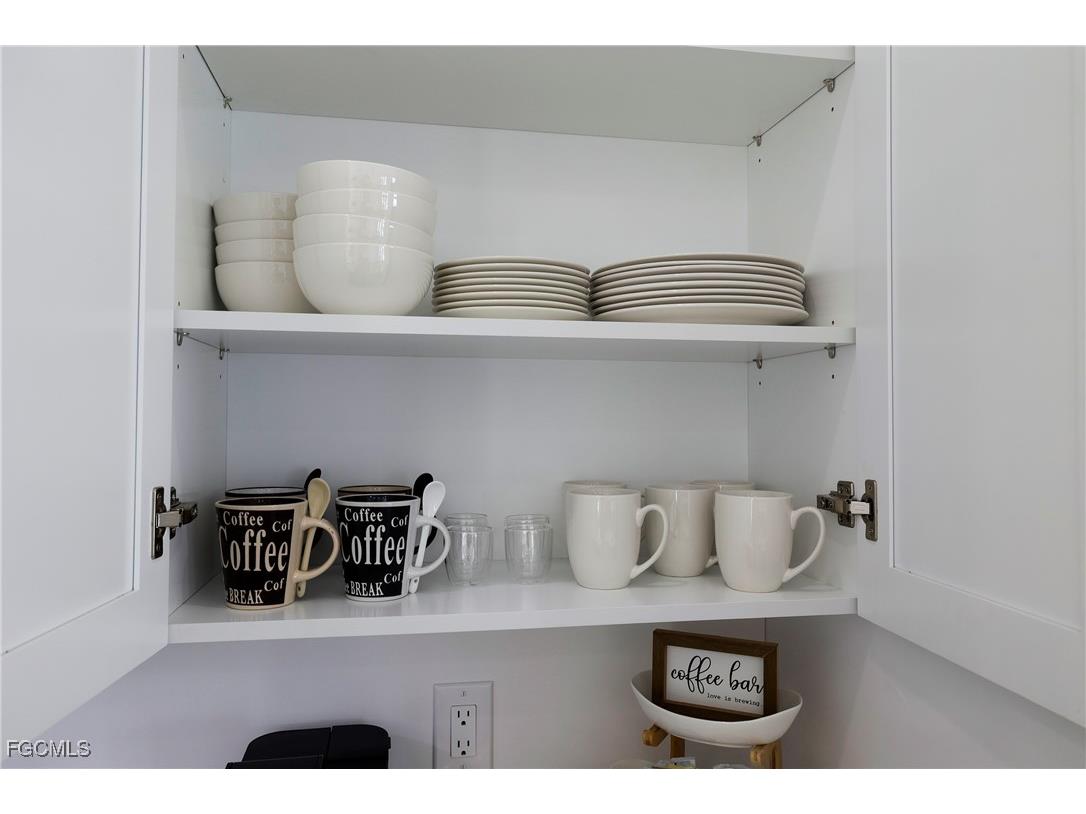 837 NE 6th Place Cape Coral FL 33909 2025011467 image20