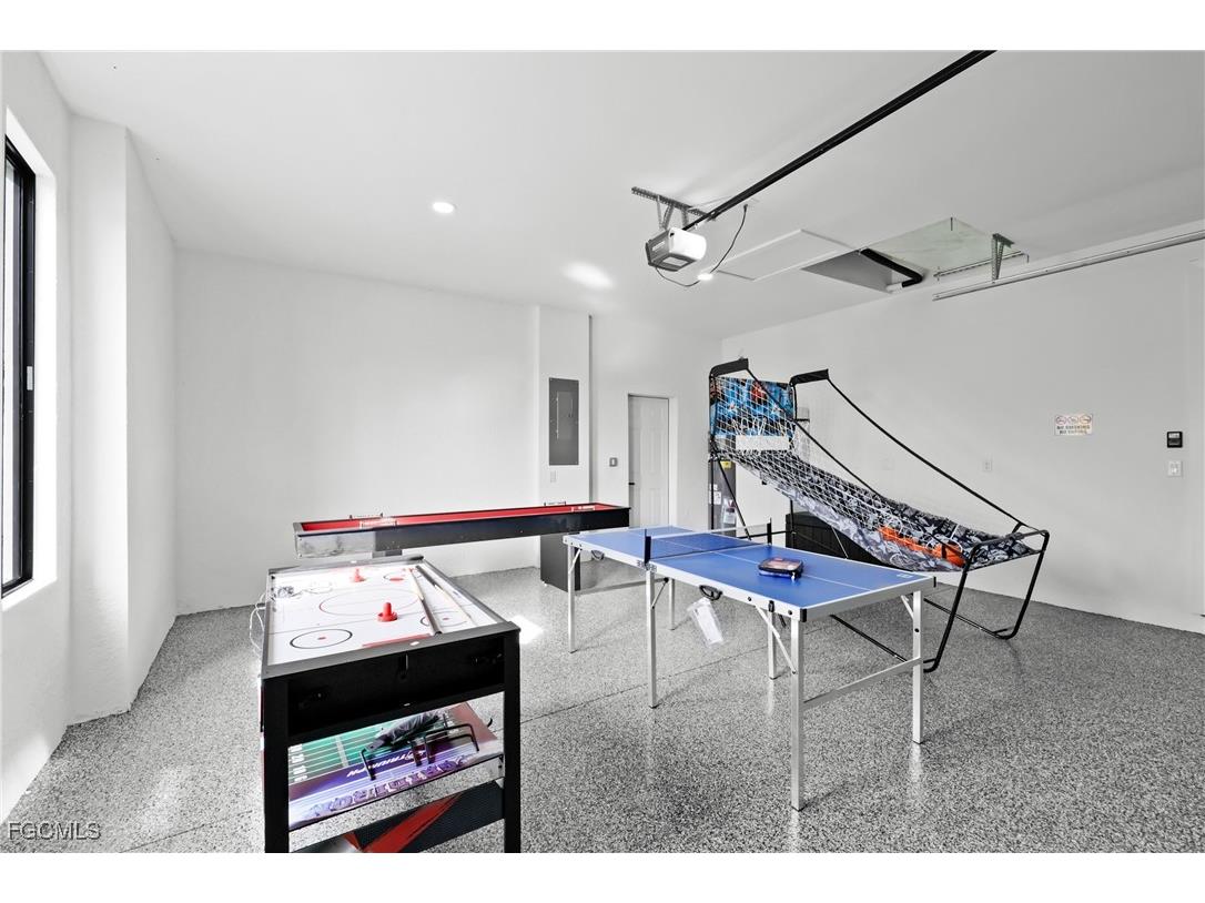 837 NE 6th Place Cape Coral FL 33909 2025011467 image25