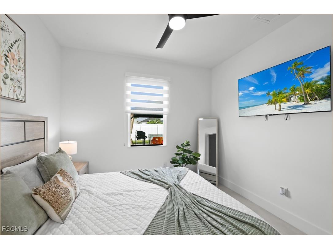 837 NE 6th Place Cape Coral FL 33909 2025011467 image33