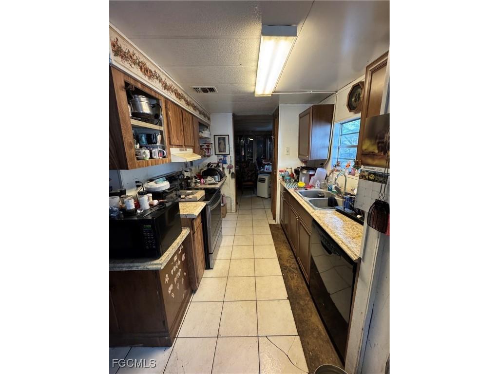 837 Pine Cone Avenue Clewiston FL 33440 2025021772 image11