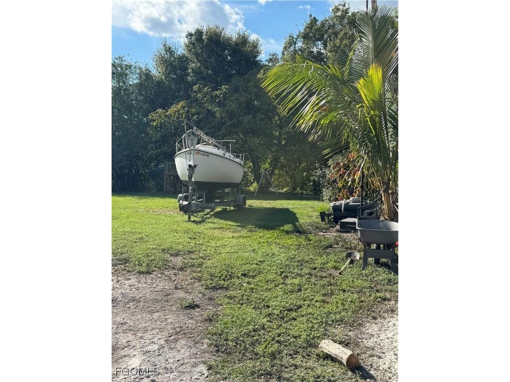 837 Pine Cone Avenue Clewiston FL 33440 2025021772 image3