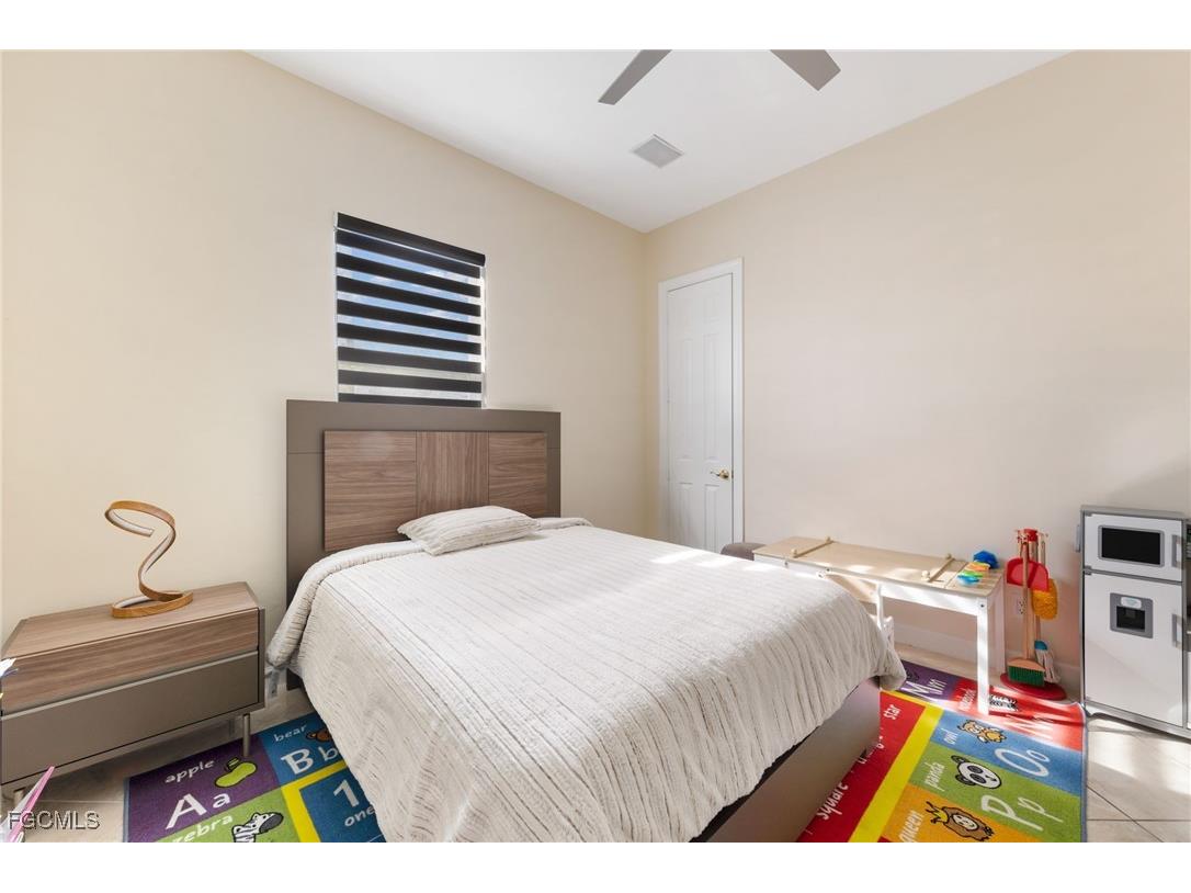 837 SW 22nd Terrace Cape Coral FL 33991 2025019642 image20