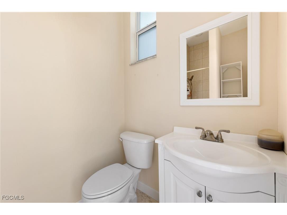 837 SW 22nd Terrace Cape Coral FL 33991 2025019642 image27