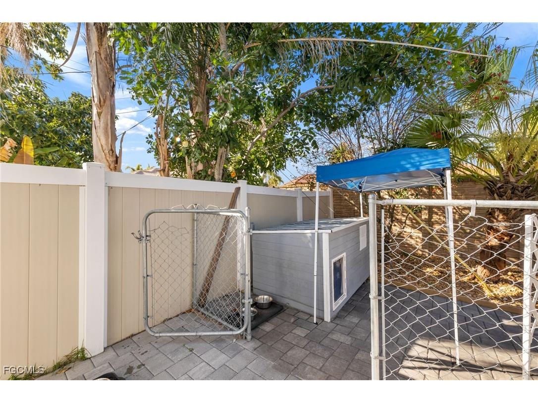 837 SW 22nd Terrace Cape Coral FL 33991 2025019642 image29