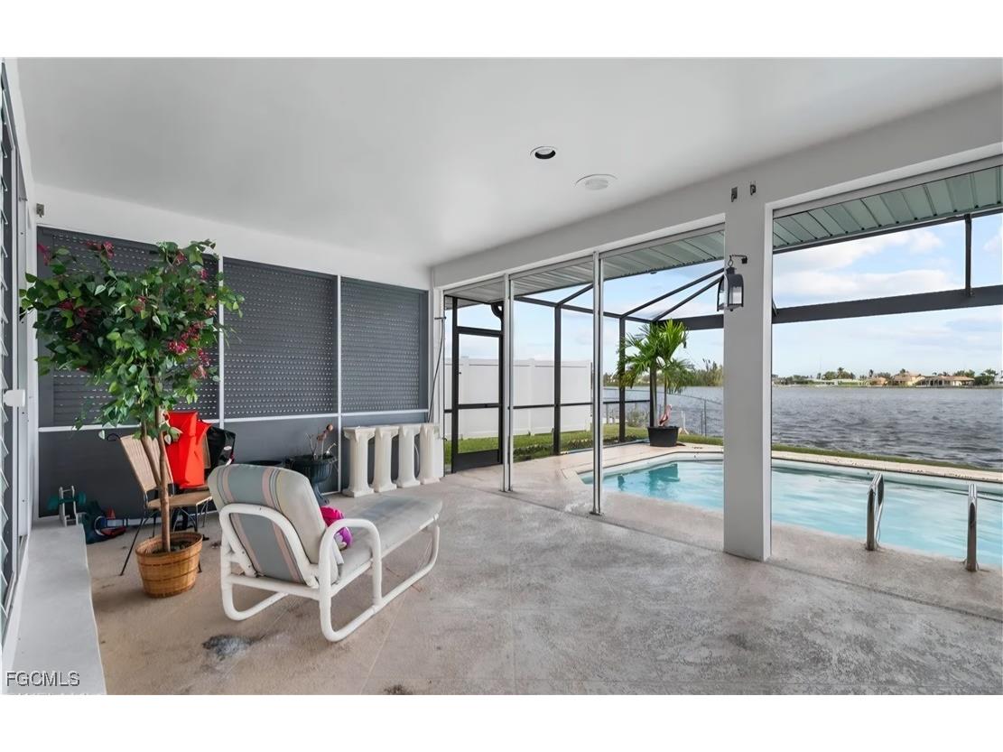 837 SW 2nd Avenue Cape Coral FL 33991 2025006044 image21