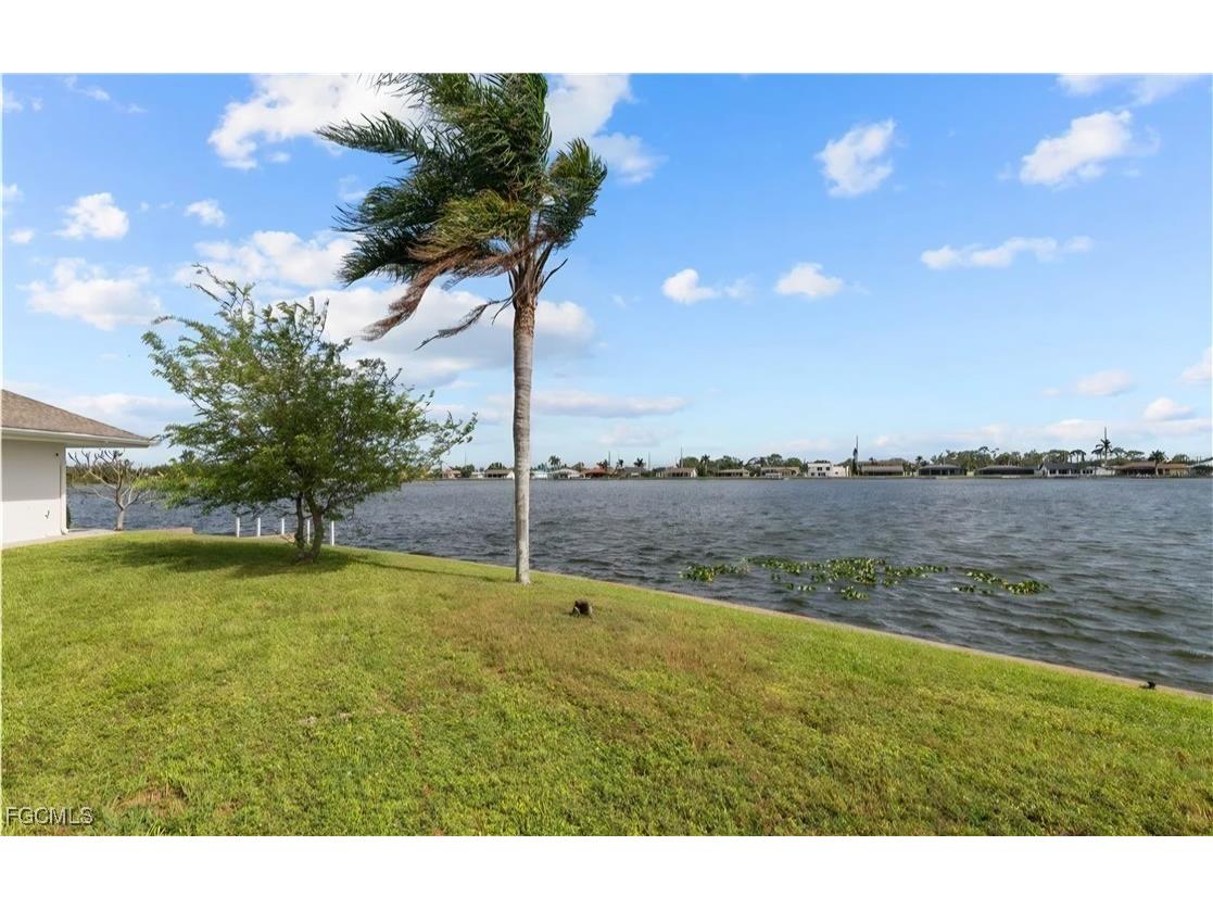 837 SW 2nd Avenue Cape Coral FL 33991 2025006044 image29