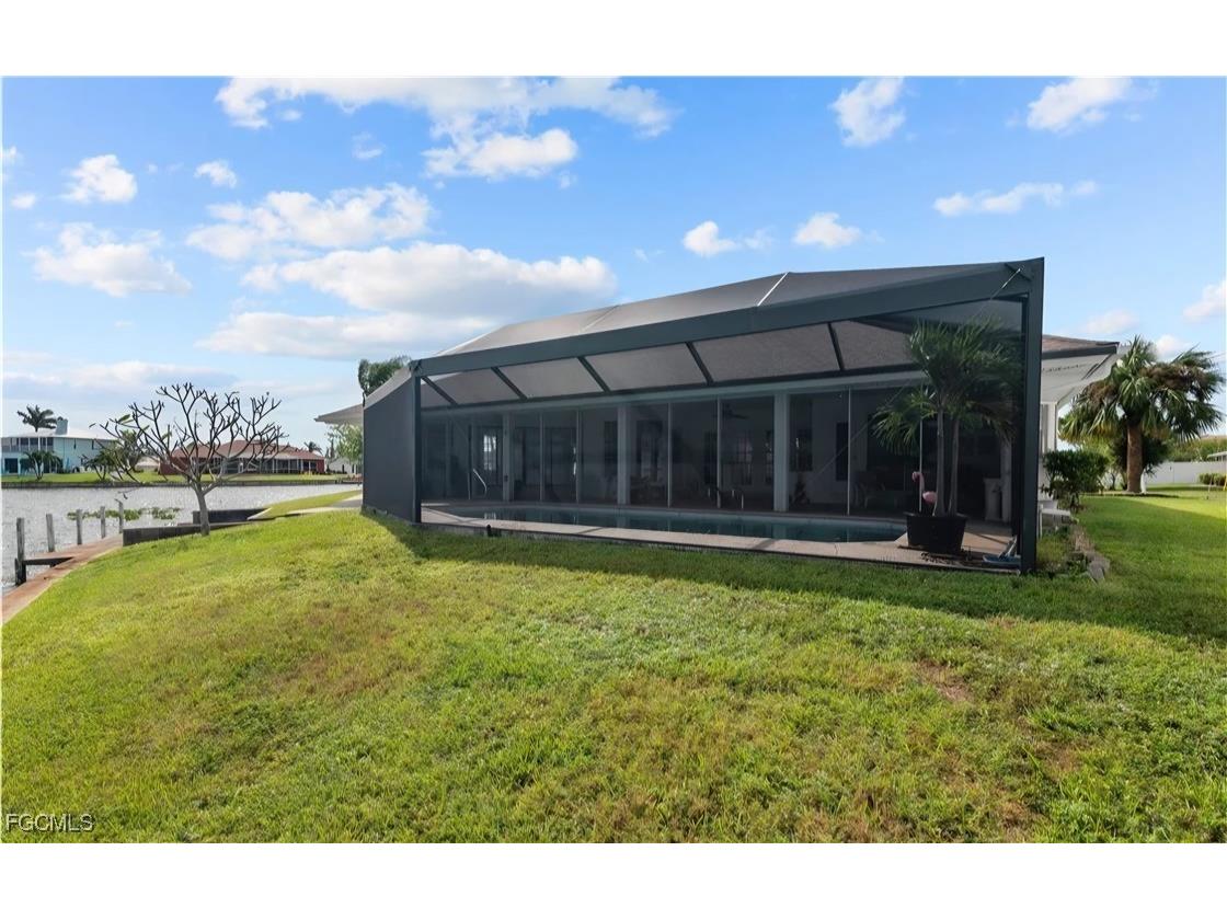 837 SW 2nd Avenue Cape Coral FL 33991 2025006044 image30
