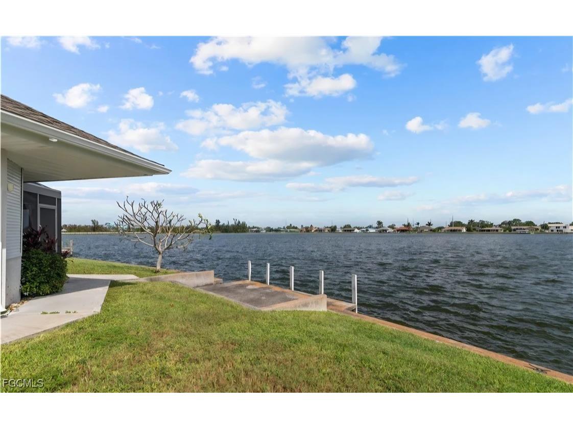 837 SW 2nd Avenue Cape Coral FL 33991 2025006044 image31