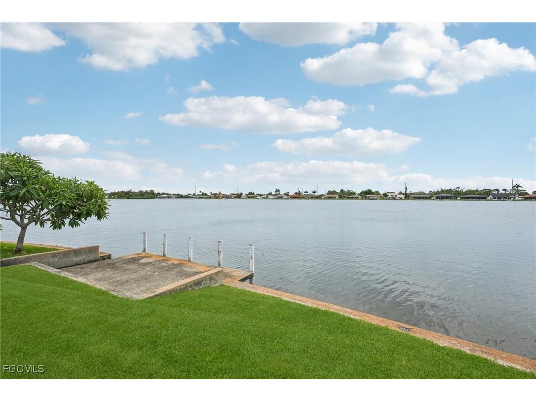 837 SW 2nd Avenue Cape Coral FL 33991 2025006044 image34