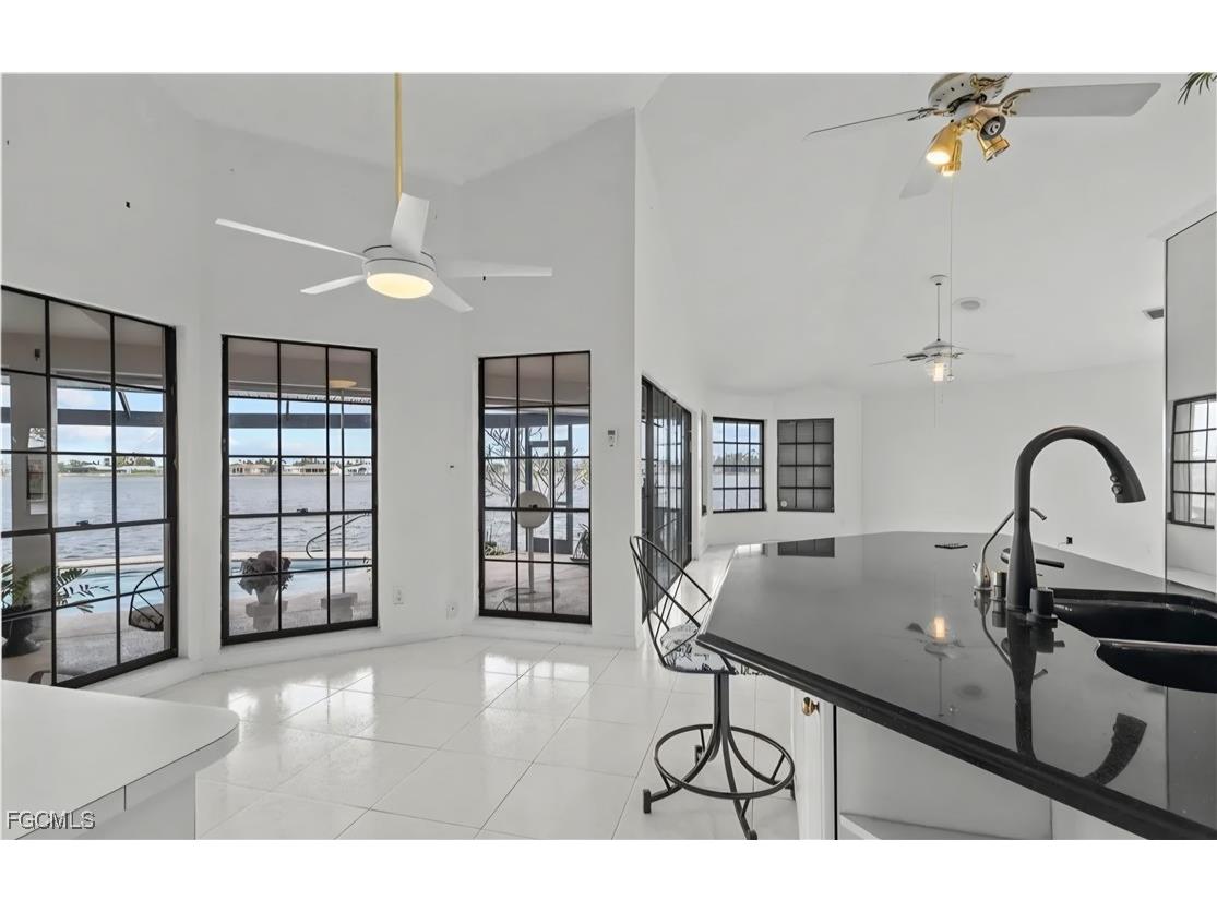 837 SW 2nd Avenue Cape Coral FL 33991 2025006044 image4