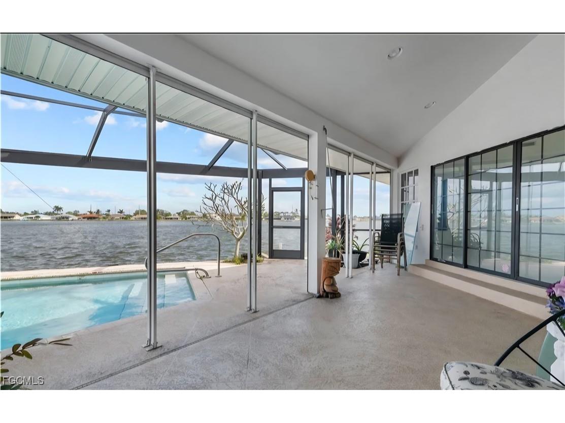 837 SW 2nd Avenue Cape Coral FL 33991 2025006044 image6