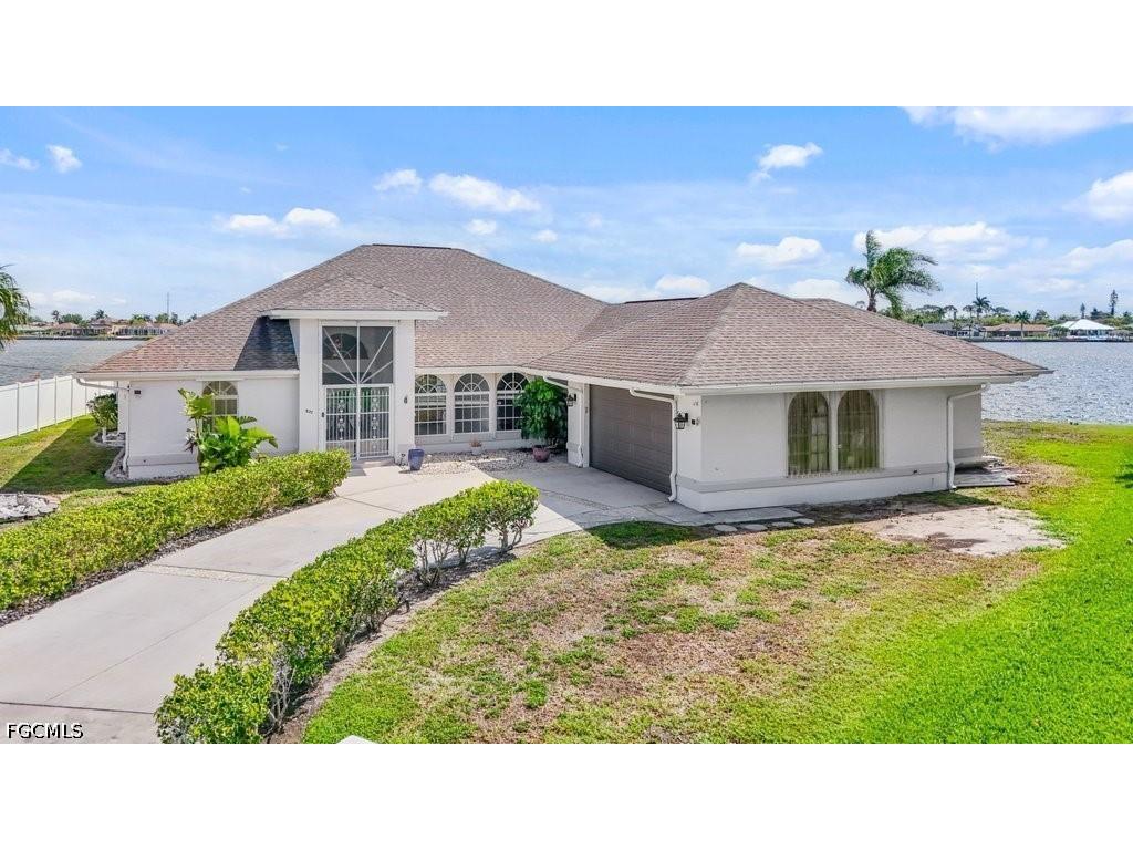 837 SW 2nd Avenue Cape Coral FL 33991 2026015876 image1