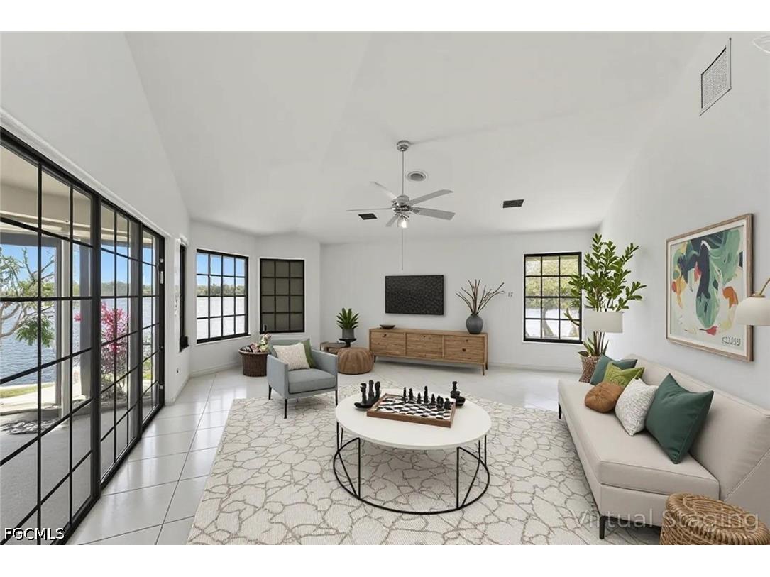 837 SW 2nd Avenue Cape Coral FL 33991 2026015876 image10