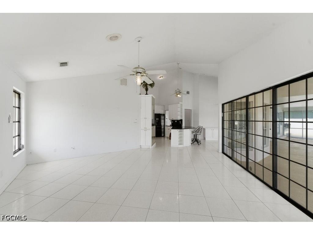 837 SW 2nd Avenue Cape Coral FL 33991 2026015876 image13