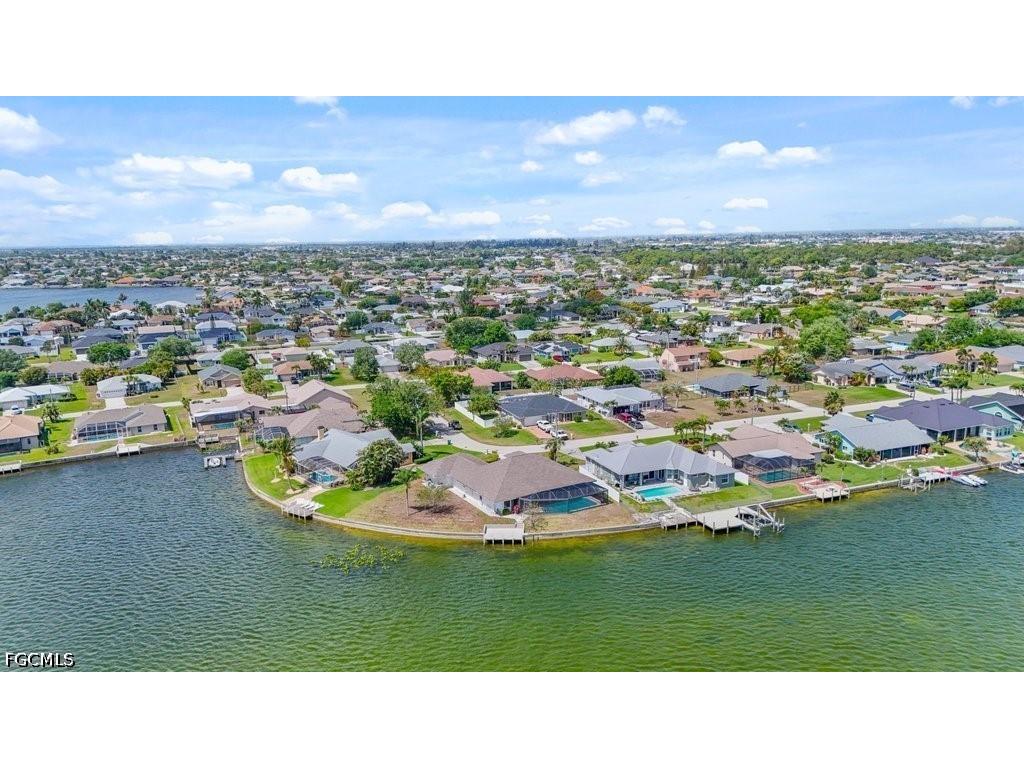 837 SW 2nd Avenue Cape Coral FL 33991 2026015876 image39