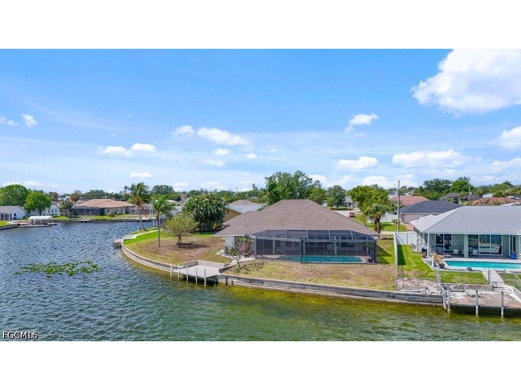 837 SW 2nd Avenue Cape Coral FL 33991 2026015876 image4