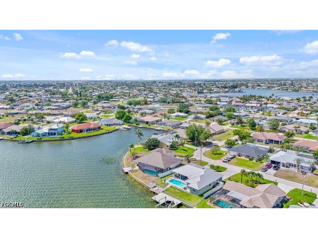 837 SW 2nd Avenue Cape Coral FL 33991 2026015876 image41