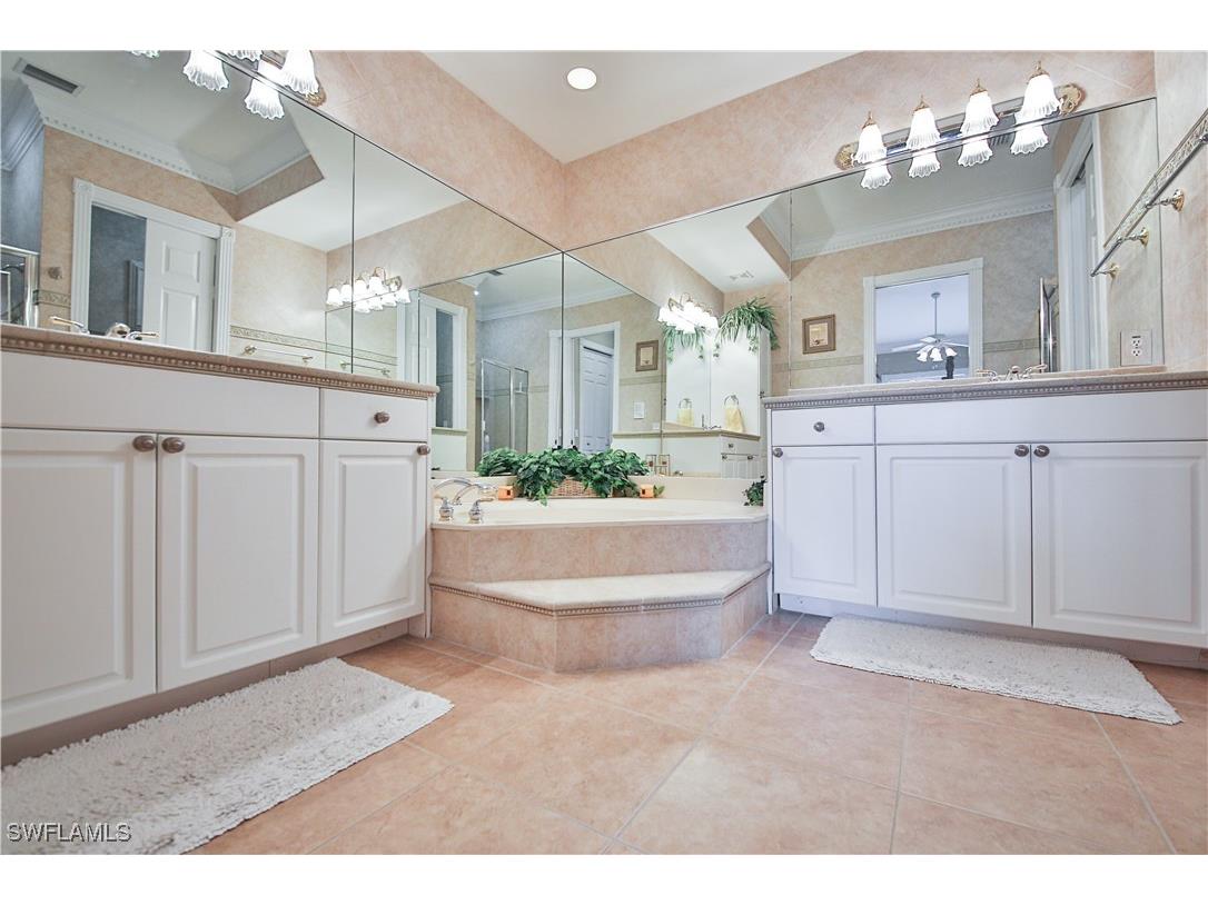 837 Sailaway Lane #202 Naples FL 34108 225071595 image20