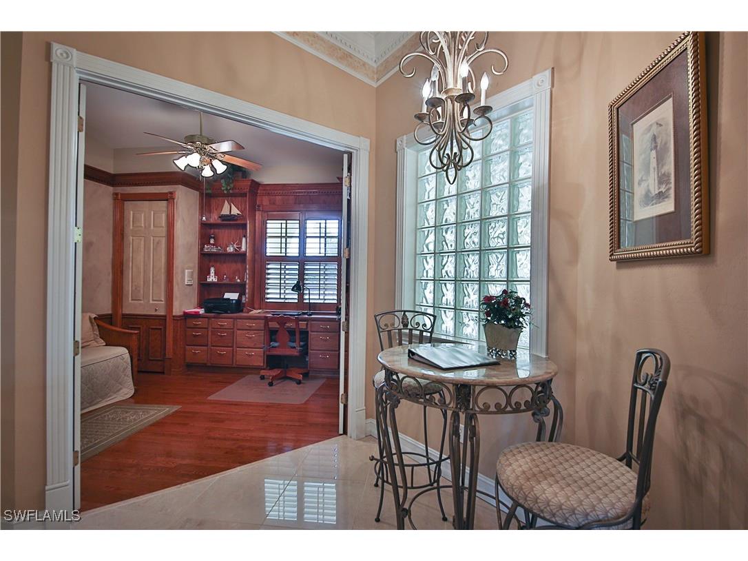 837 Sailaway Lane #202 Naples FL 34108 225071595 image9