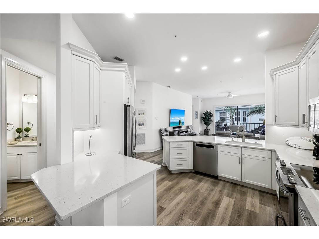 837 Sailaway Lane #204 Naples FL 34108 225033420 image6