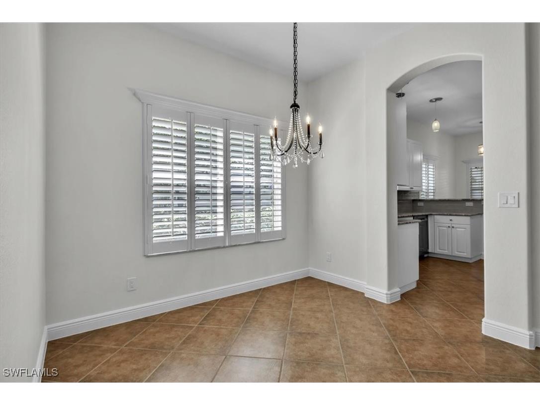 837 Vistana Circle #20 Naples FL 34119 225074058 image12