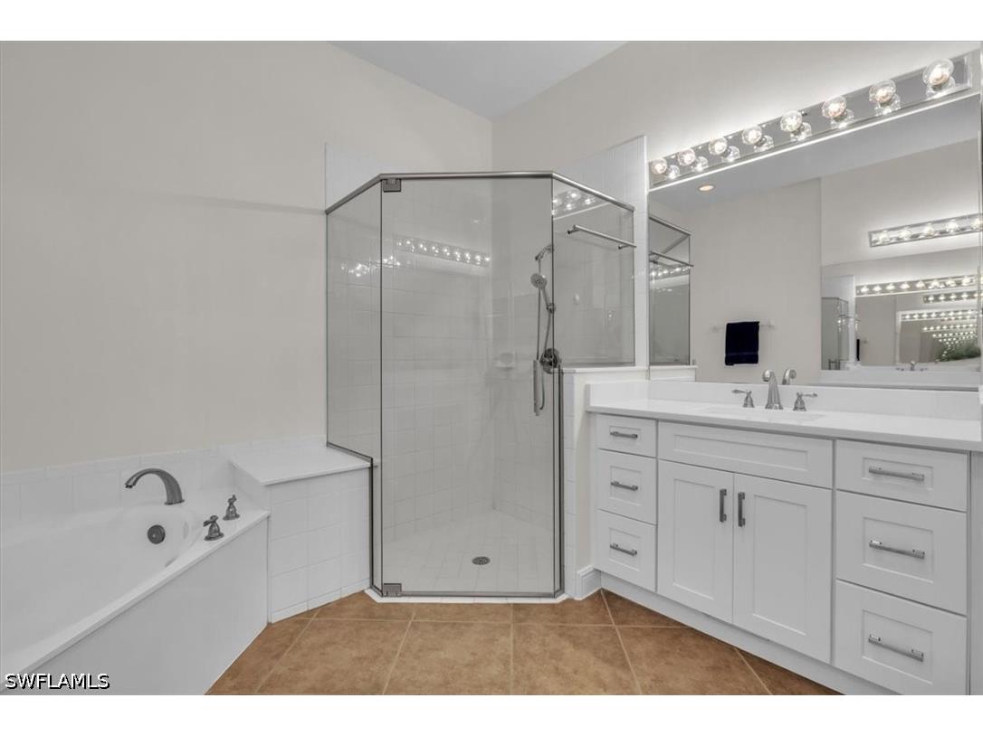 837 Vistana Circle #20 Naples FL 34119 226014923 image16