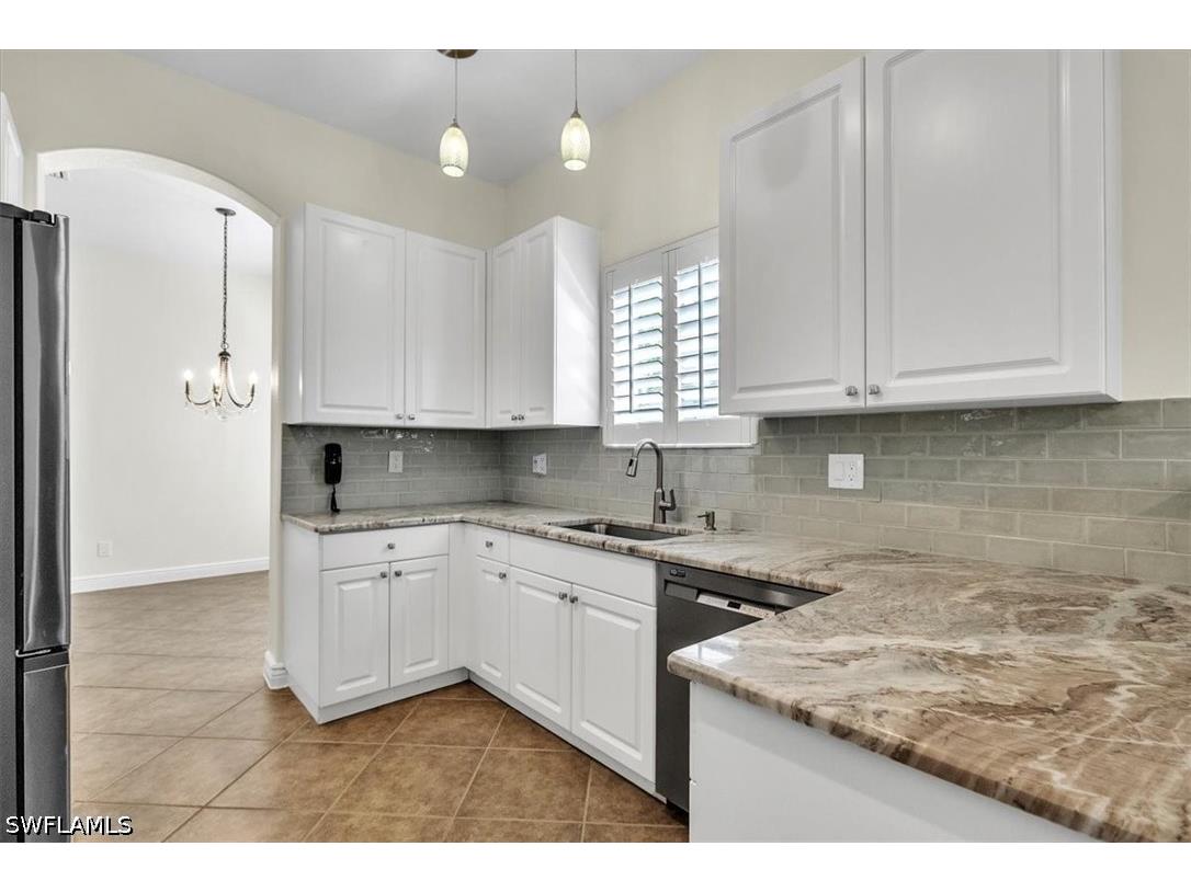 837 Vistana Circle #20 Naples FL 34119 226014923 image5