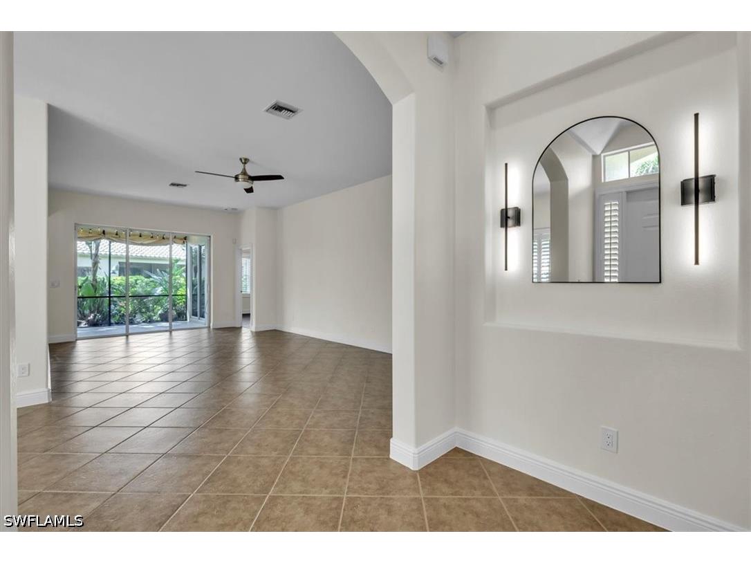 837 Vistana Circle #20 Naples FL 34119 226014923 image7