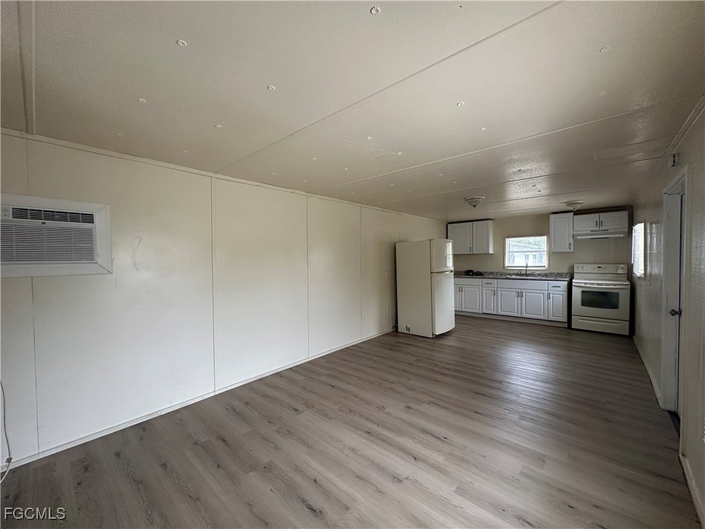 8376 Nault Road North Fort Myers FL 33917 2025023941 image2