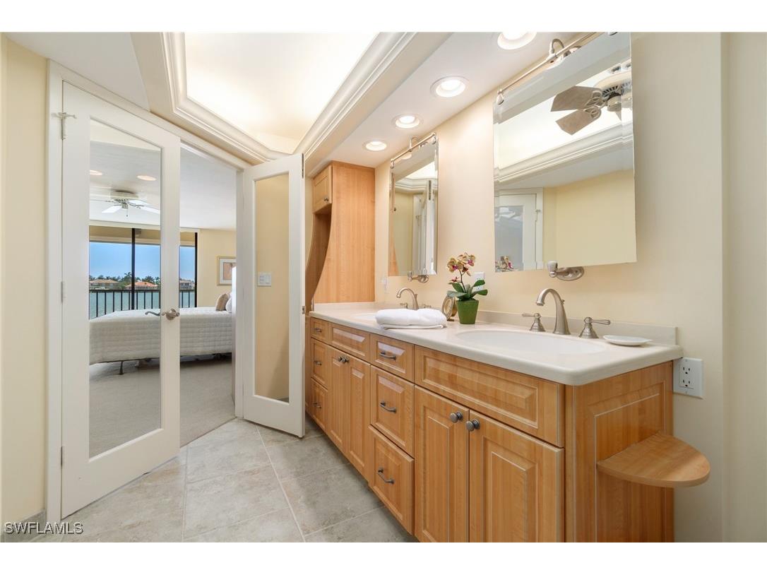 838 W Elkcam Circle #208 Marco Island FL 34145 225072491 image14