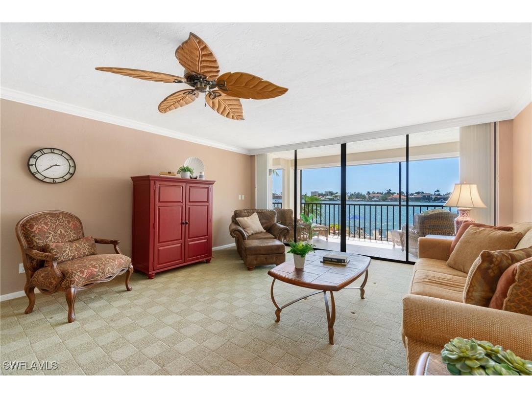 838 W Elkcam Circle #208 Marco Island FL 34145 225072491 image2