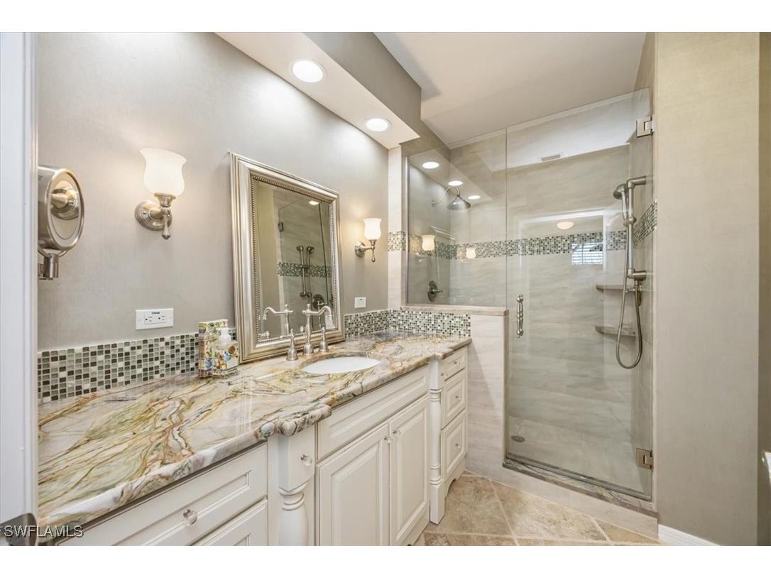 8380 Excalibur Circle #H2 Naples FL 34108 225073790 image15