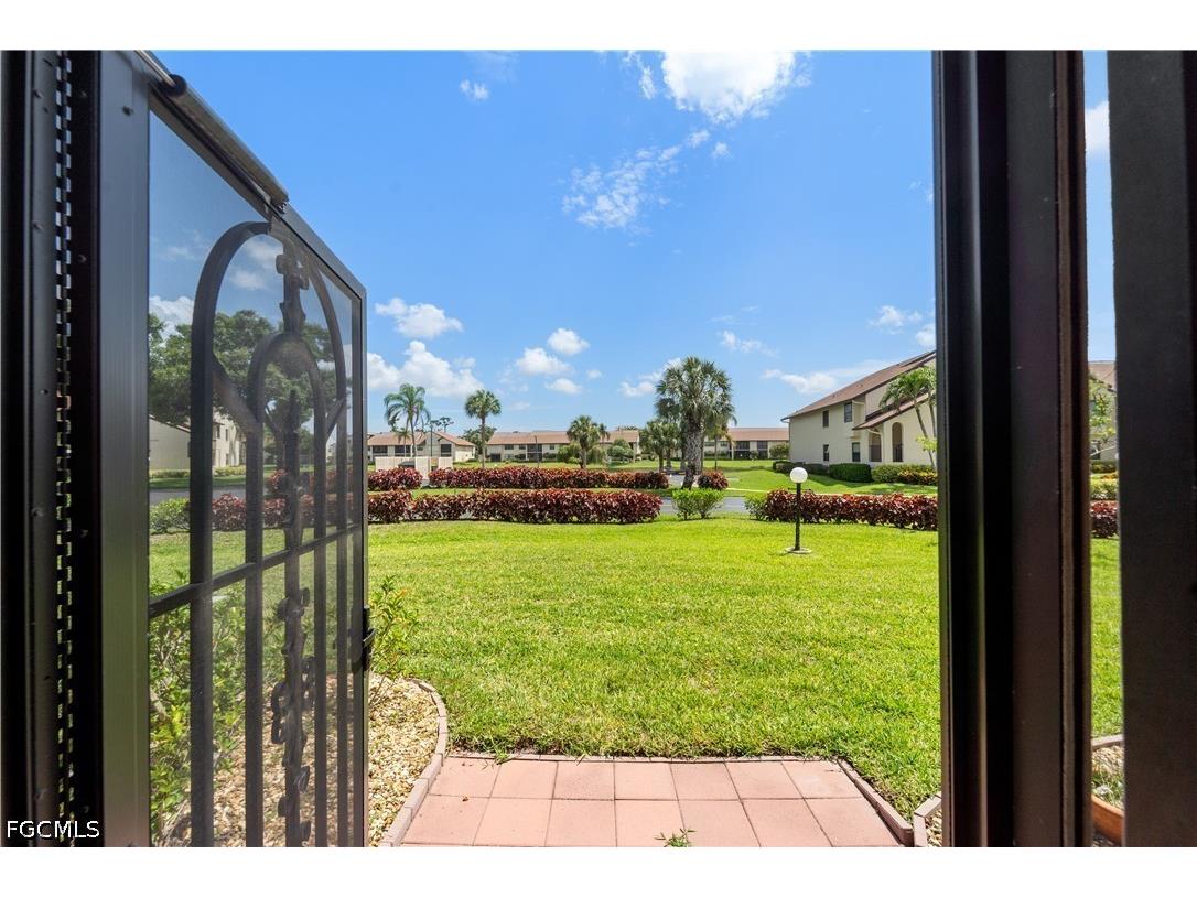 8382 Charter Club Circle #4 Fort Myers FL 33919 2026024324 image11